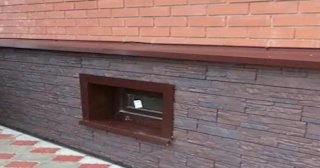 Облицовка цоколя панелями под камень в Павловском Посаде в октябре