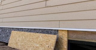 Эффективная отделка цоколя свайного фундамента в Павловском Посаде в октябре